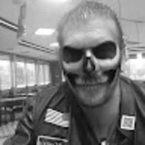 Meet your Posher, Derrick